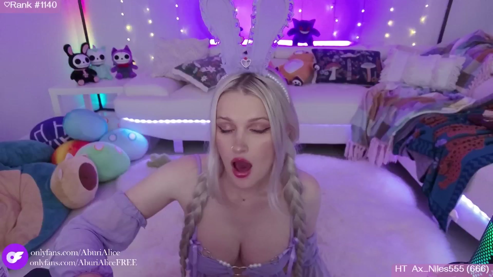 Gallery image thumbnail from AlicexMaia's myfreecams stream on, 08/21/2024, 03:51 image 9 of 20