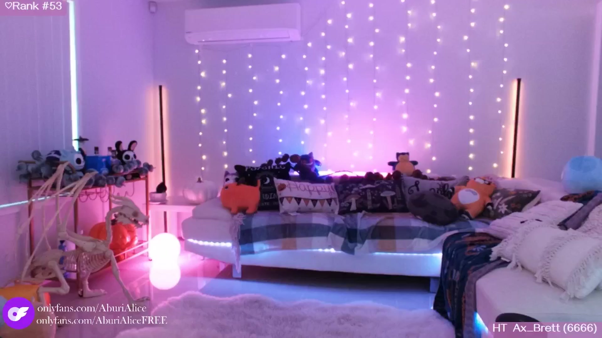 Gallery image thumbnail from AlicexMaia's myfreecams stream on, 10/19/2024, 05:26 image 1 of 20