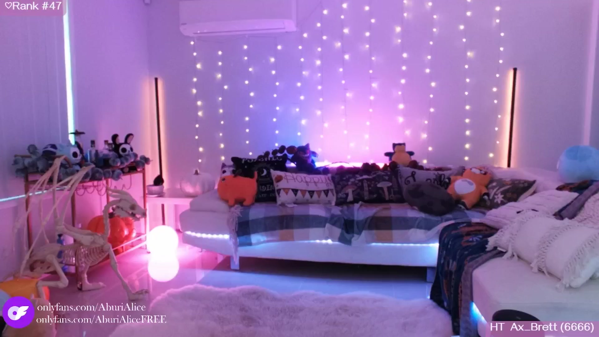 Gallery image thumbnail from AlicexMaia's myfreecams stream on, 10/19/2024, 05:26 image 14 of 20
