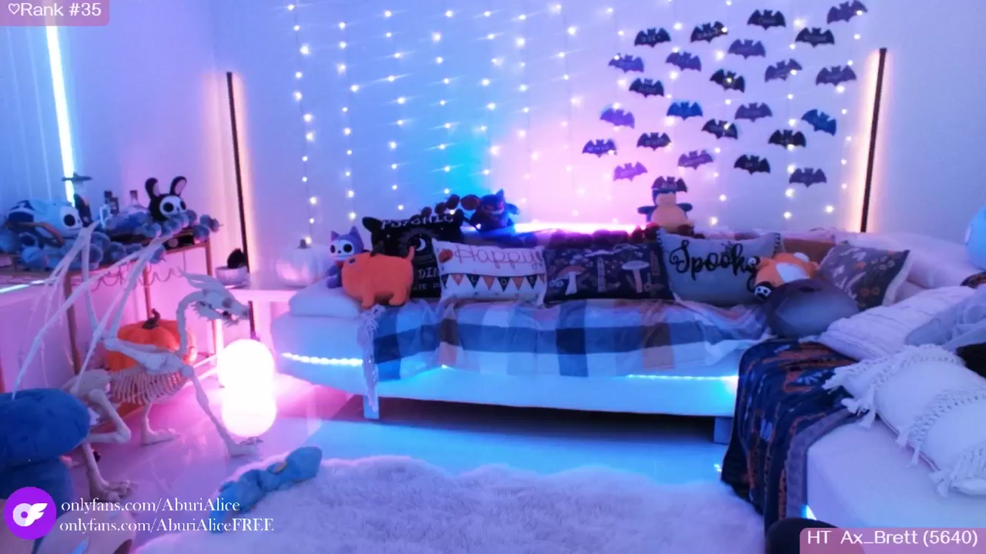 Gallery image thumbnail from AlicexMaia's myfreecams stream on, 10/31/2024, 04:52 image 13 of 20
