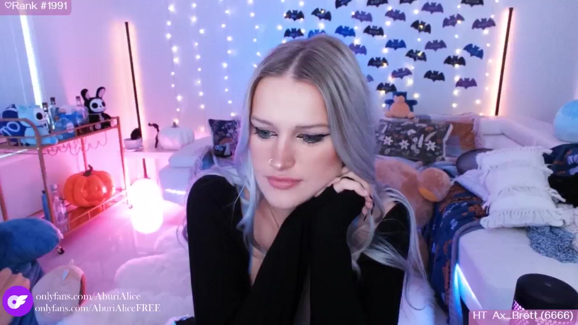 Gallery image thumbnail from AlicexMaia's myfreecams stream on, 11/16/2024, 04:55 image 12 of 20