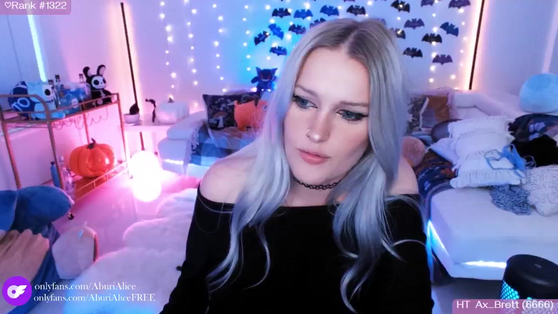 Gallery image thumbnail from AlicexMaia's myfreecams stream on, 11/16/2024, 06:06 image 17 of 20
