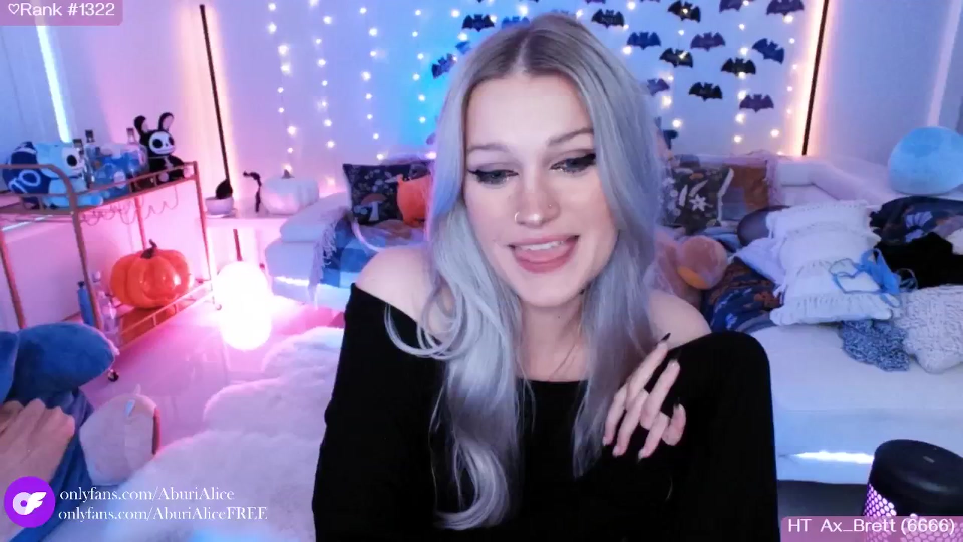Gallery image thumbnail from AlicexMaia's myfreecams stream on, 11/16/2024, 06:06 image 14 of 20