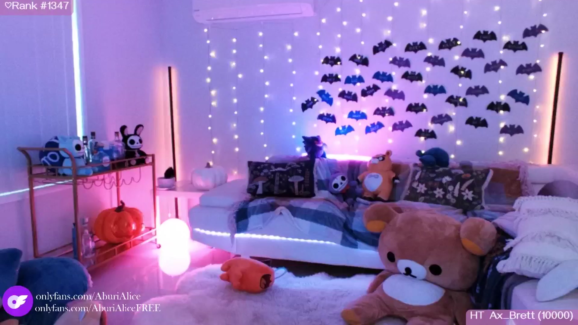 Gallery image thumbnail from AlicexMaia's myfreecams stream on, 11/24/2024, 04:42 image 10 of 20