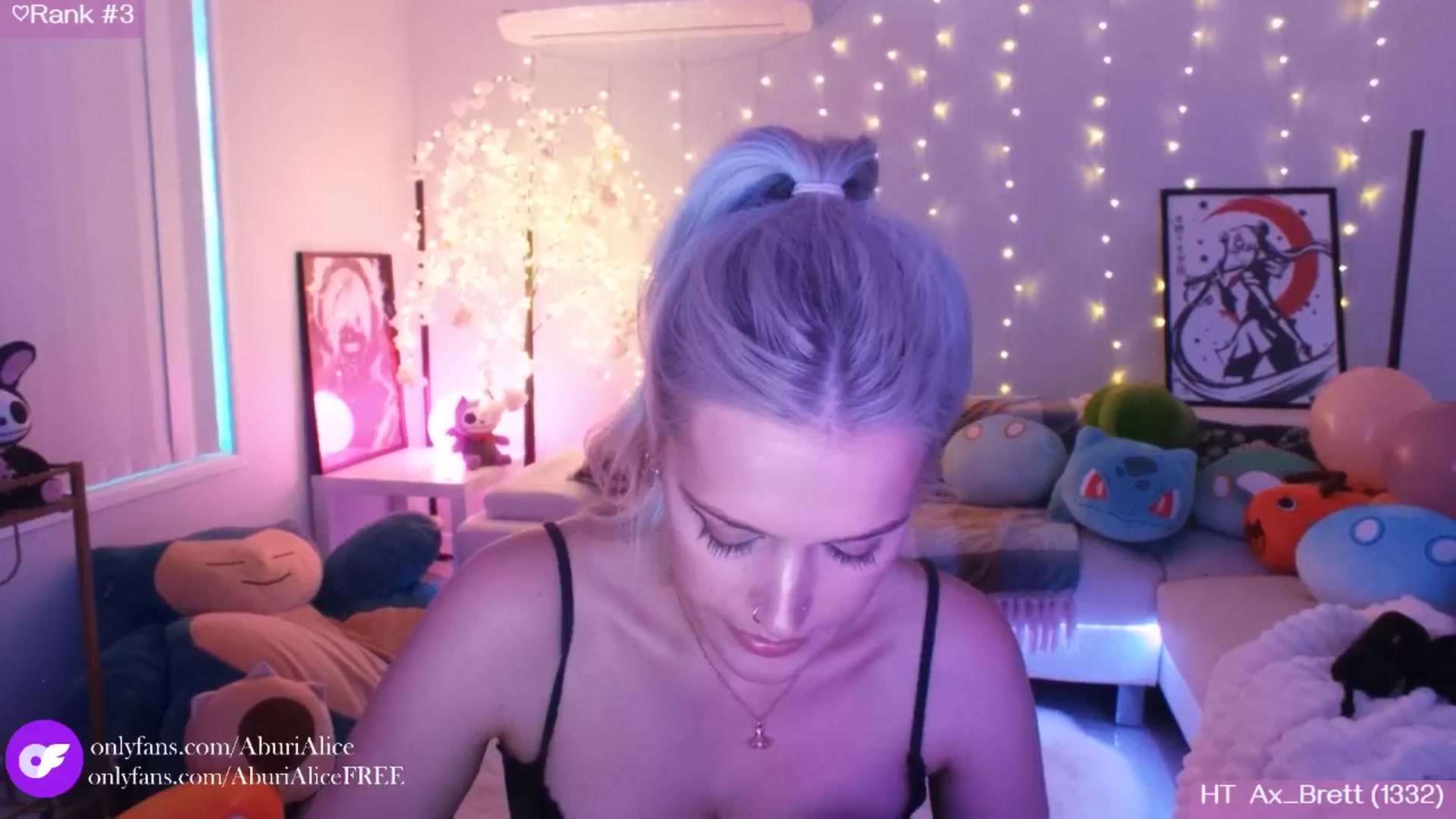 Gallery image thumbnail from AlicexMaia's myfreecams stream on, 05/25/2025, 04:31 image 16 of 20