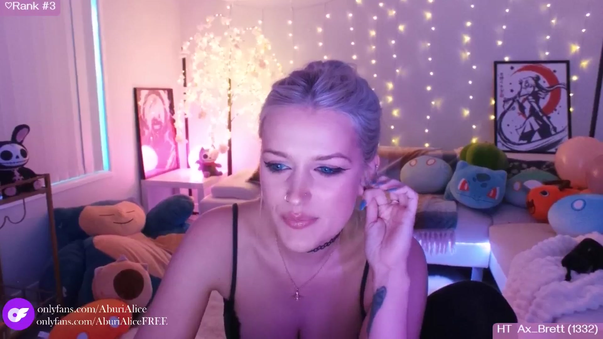 Gallery image thumbnail from AlicexMaia's myfreecams stream on, 05/25/2025, 04:31 image 17 of 20