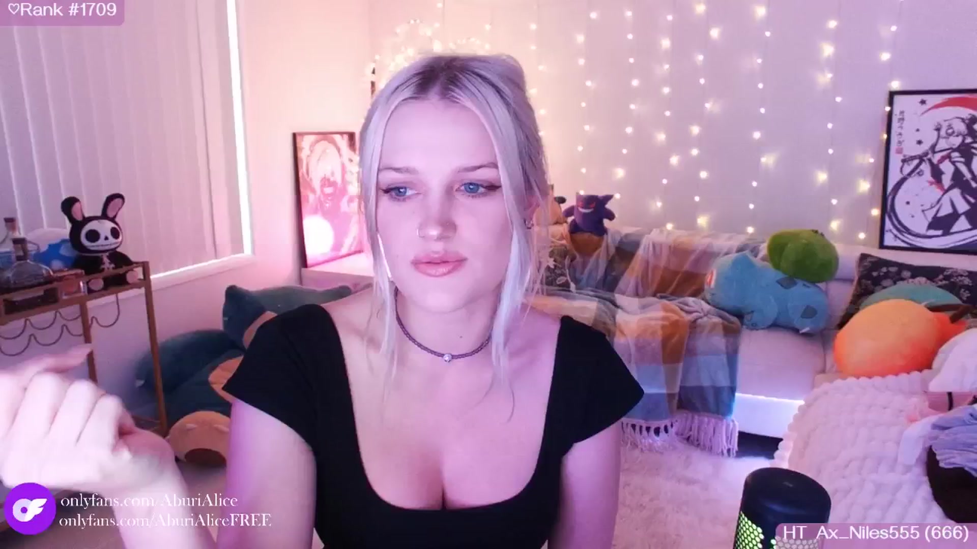 Gallery image thumbnail from AlicexMaia's myfreecams stream on, 06/17/2025, 04:05 image 1 of 20