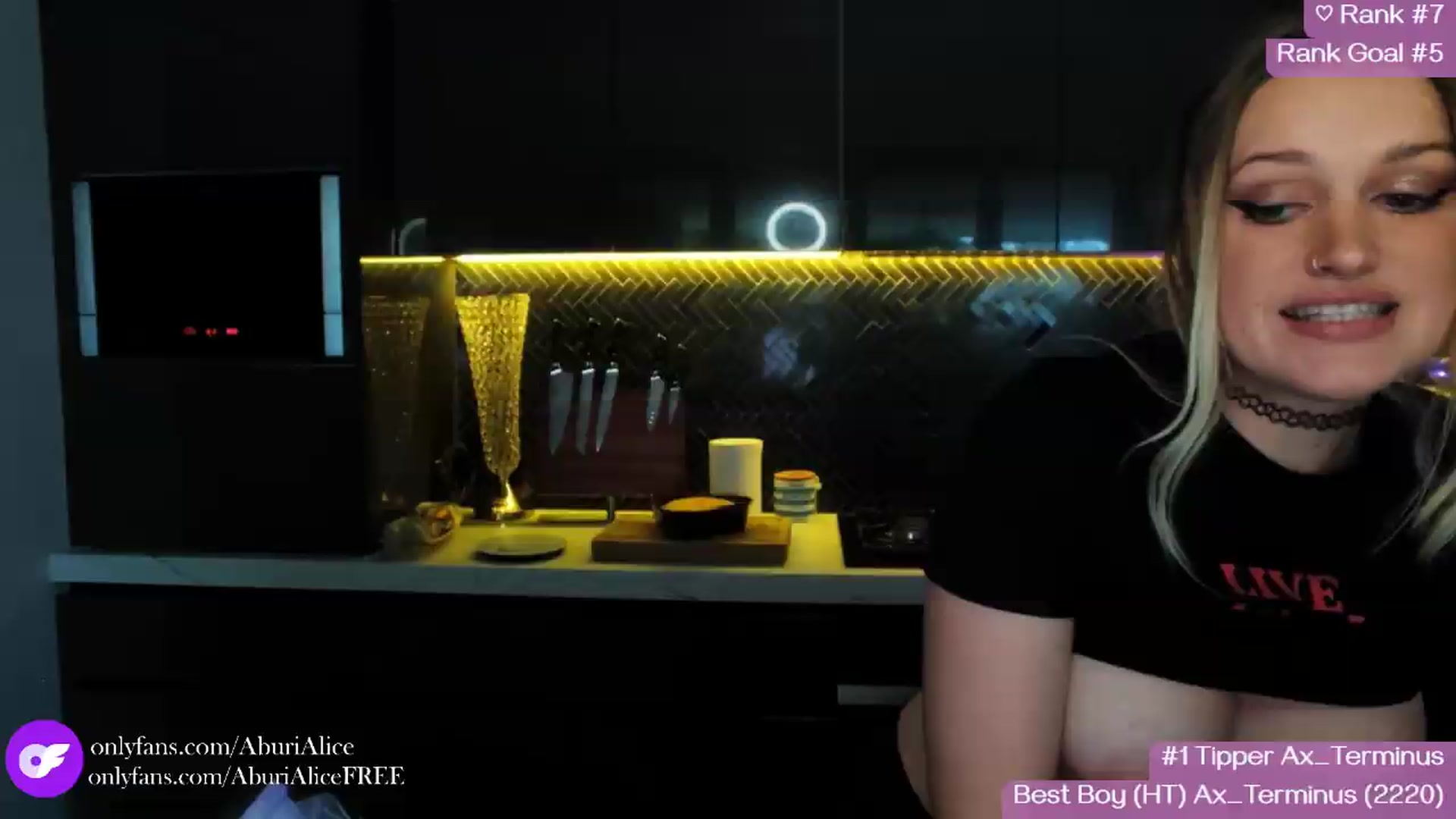 Gallery image thumbnail from AlicexMaia's myfreecams stream on, 05/18/2026, 05:48 image 10 of 20