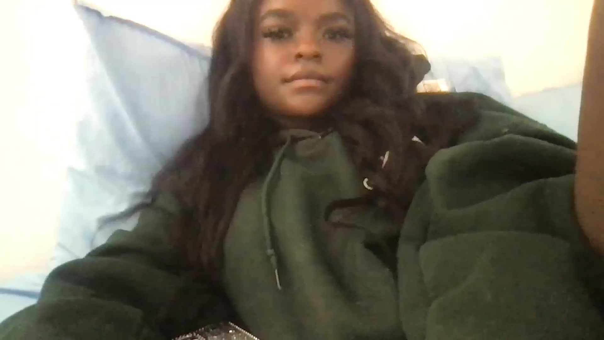 Gallery image thumbnail from AlicexMaisie's myfreecams stream on, 03/28/2026, 20:08 image 12 of 20