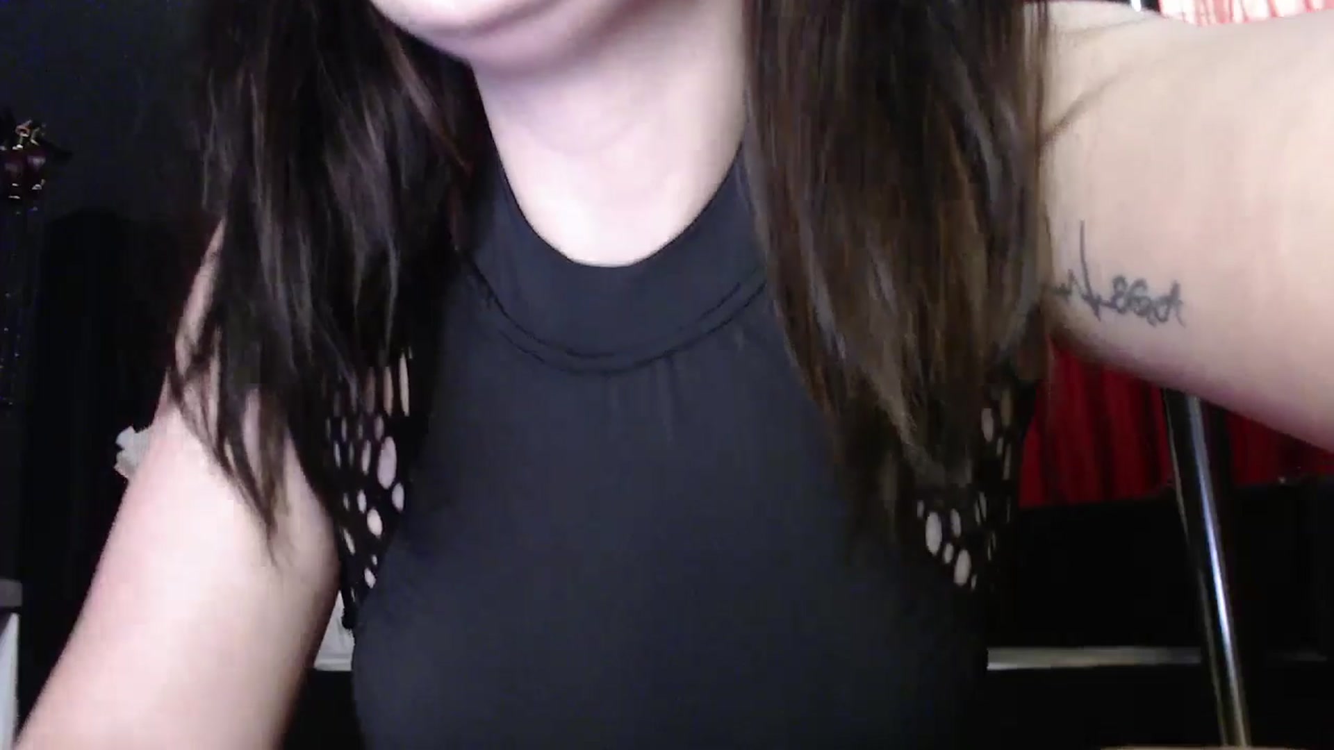 Gallery image thumbnail from AliciaKristal's myfreecams stream on, 11/29/2024, 24:45 image 4 of 20