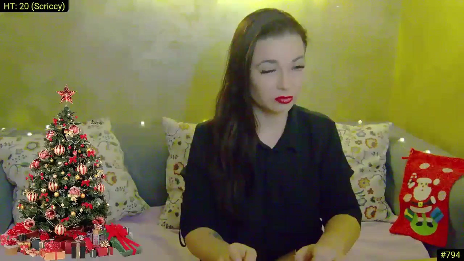 Gallery image thumbnail from AliciaKristal's myfreecams stream on, 12/22/2024, 24:10 image 6 of 20