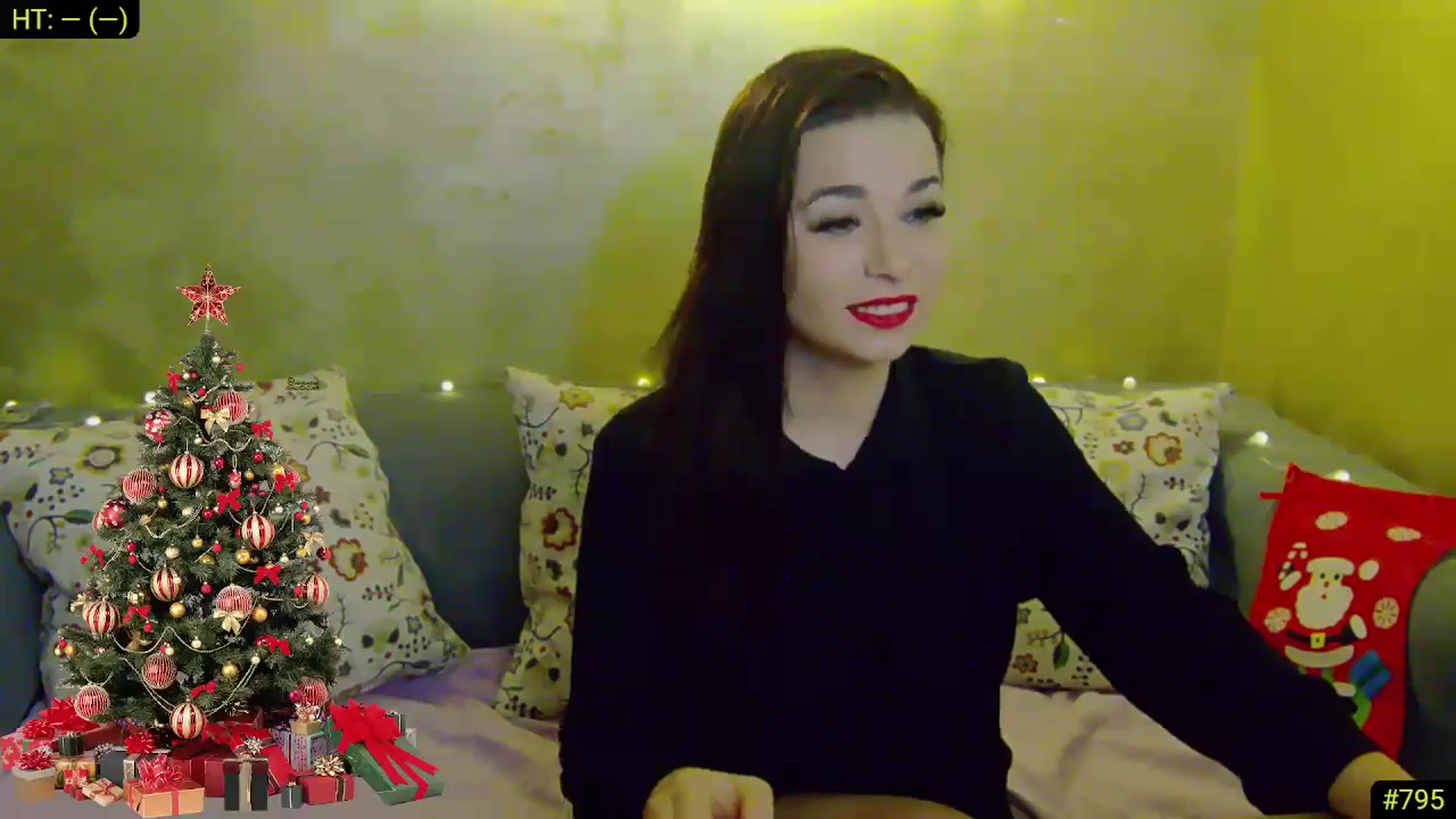 Gallery image thumbnail from AliciaKristal's myfreecams stream on, 12/22/2024, 24:10 image 4 of 20