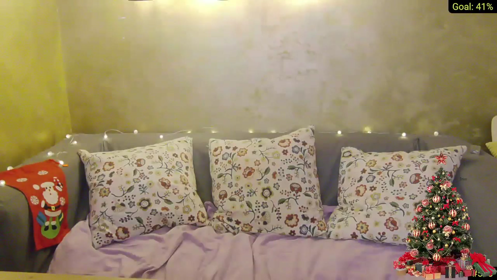 Gallery image thumbnail from AliciaKristal's myfreecams stream on, 12/23/2024, 05:12 image 12 of 20