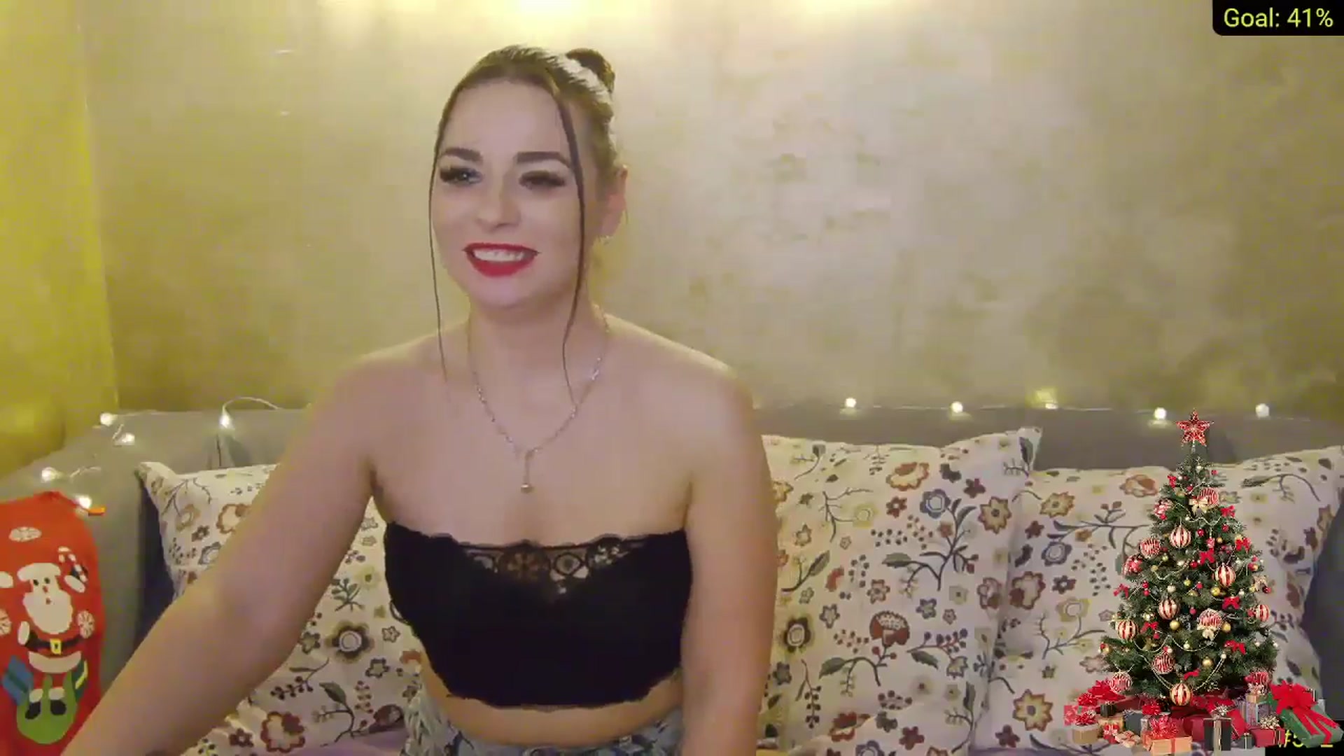 Gallery image thumbnail from AliciaKristal's myfreecams stream on, 12/23/2024, 05:12 image 8 of 20