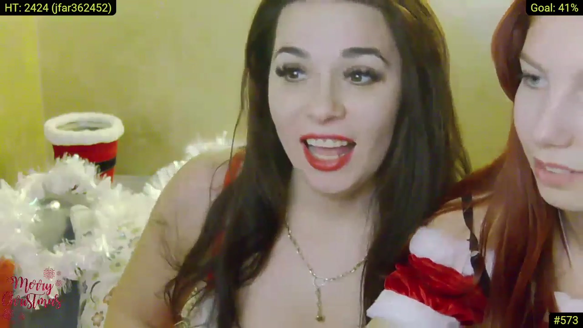 Gallery image thumbnail from AliciaKristal's myfreecams stream on, 12/24/2024, 01:17 image 18 of 20