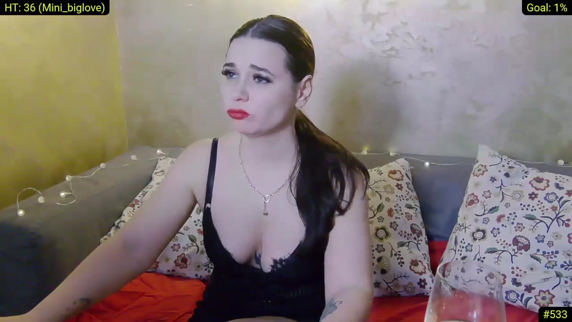 Gallery image thumbnail from AliciaKristal's myfreecams stream on, 12/29/2024, 01:34 image 7 of 20