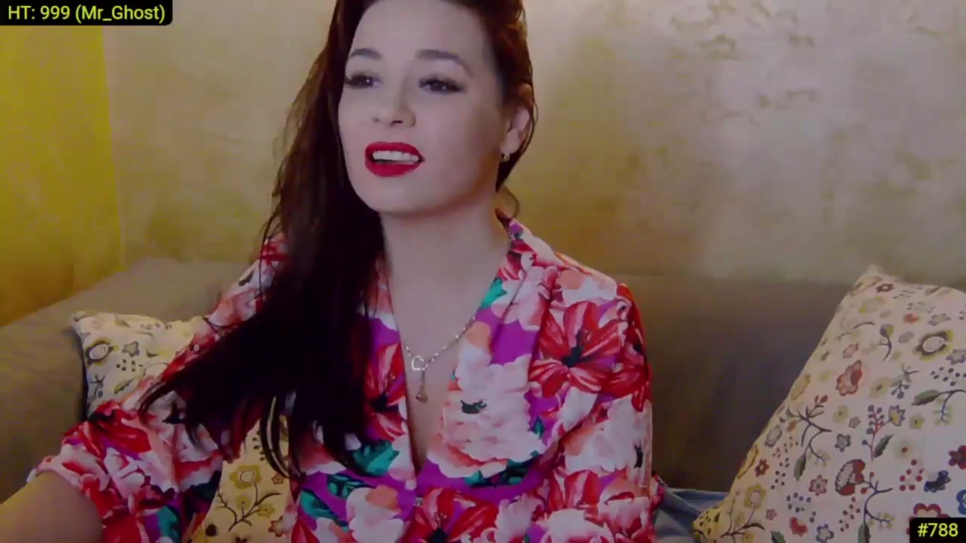 Gallery image thumbnail from AliciaKristal's myfreecams stream on, 01/01/2025, 23:55 image 16 of 20