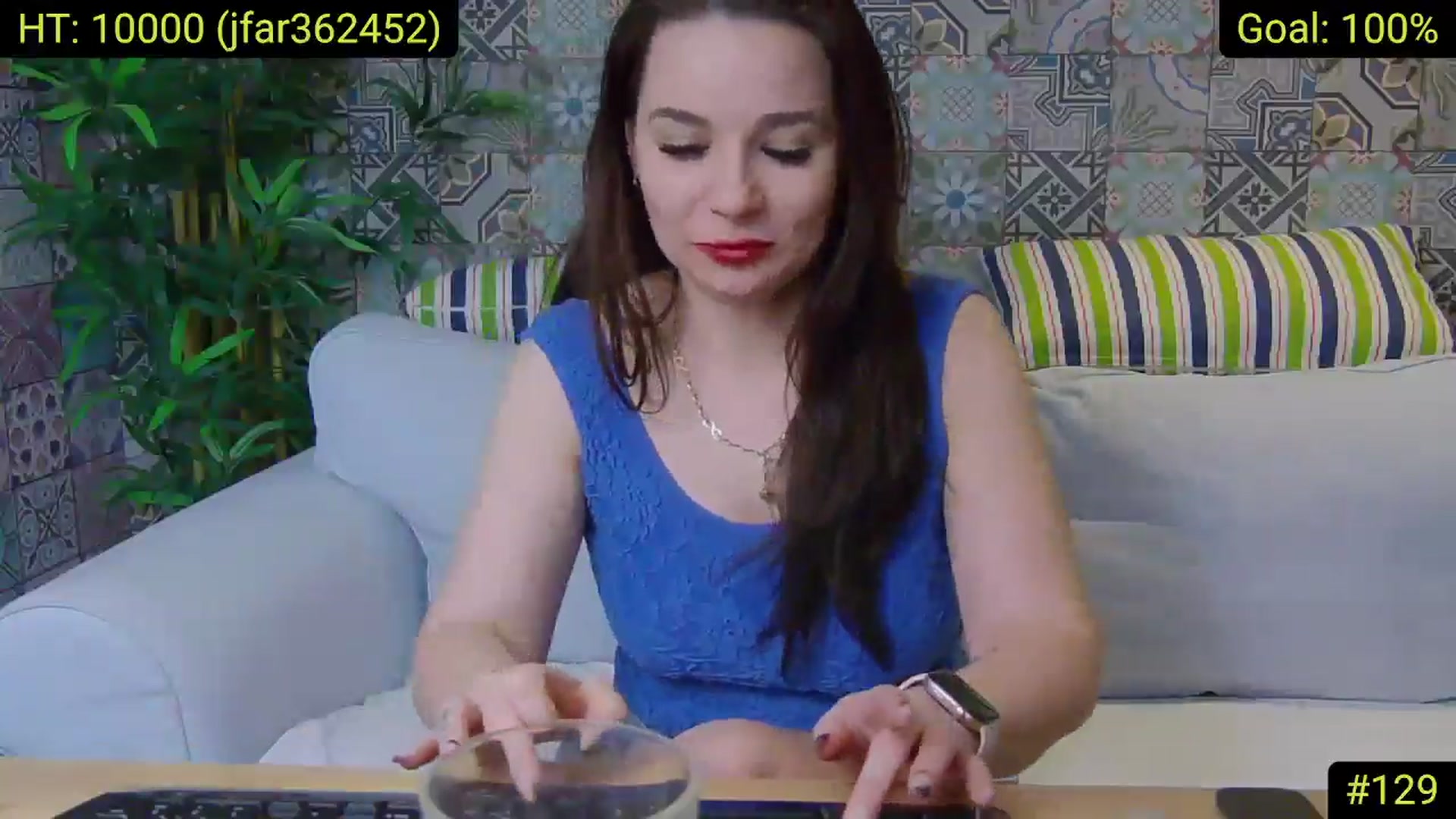 Gallery image thumbnail from AliciaKristal's myfreecams stream on, 01/29/2025, 02:38 image 14 of 20