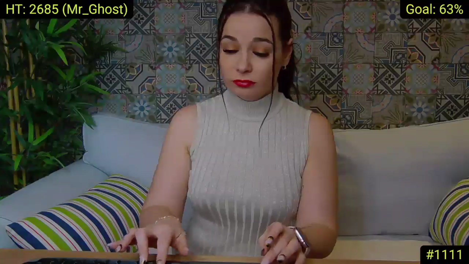 Gallery image thumbnail from AliciaKristal's myfreecams stream on, 02/05/2025, 01:02 image 10 of 20
