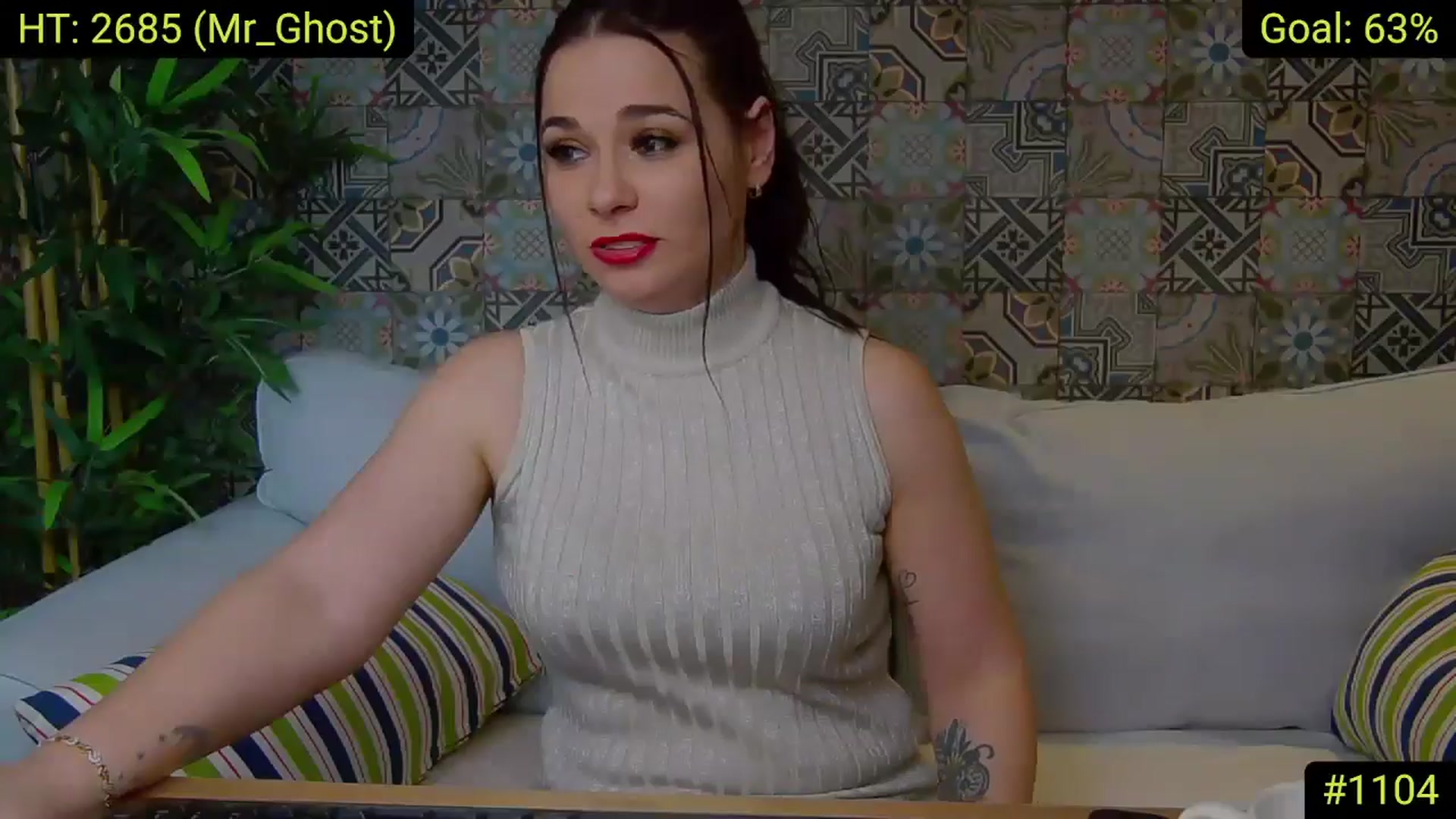 Gallery image thumbnail from AliciaKristal's myfreecams stream on, 02/05/2025, 01:02 image 6 of 20