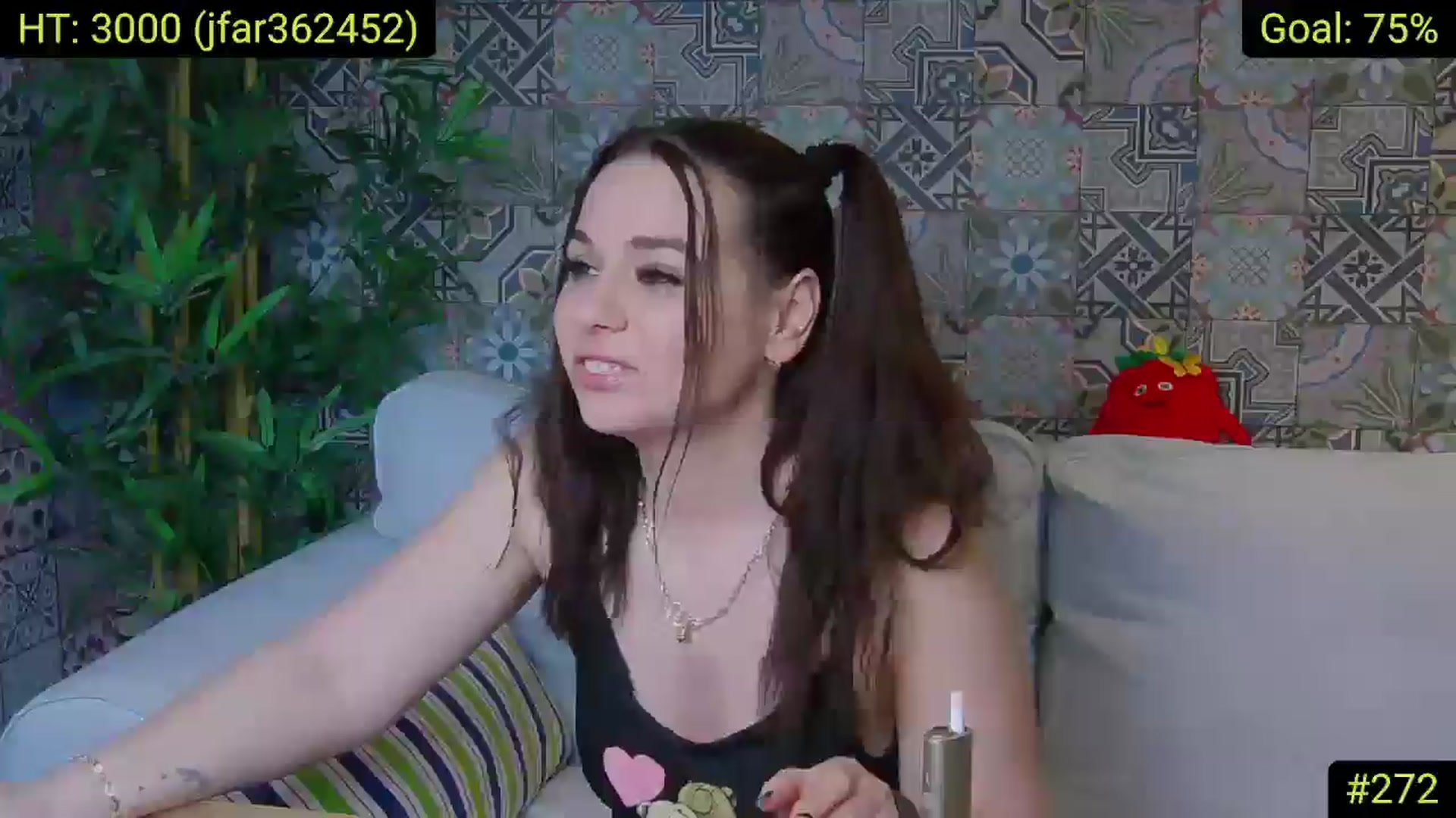 Gallery image thumbnail from AliciaKristal's myfreecams stream on, 02/08/2025, 24:03 image 15 of 20