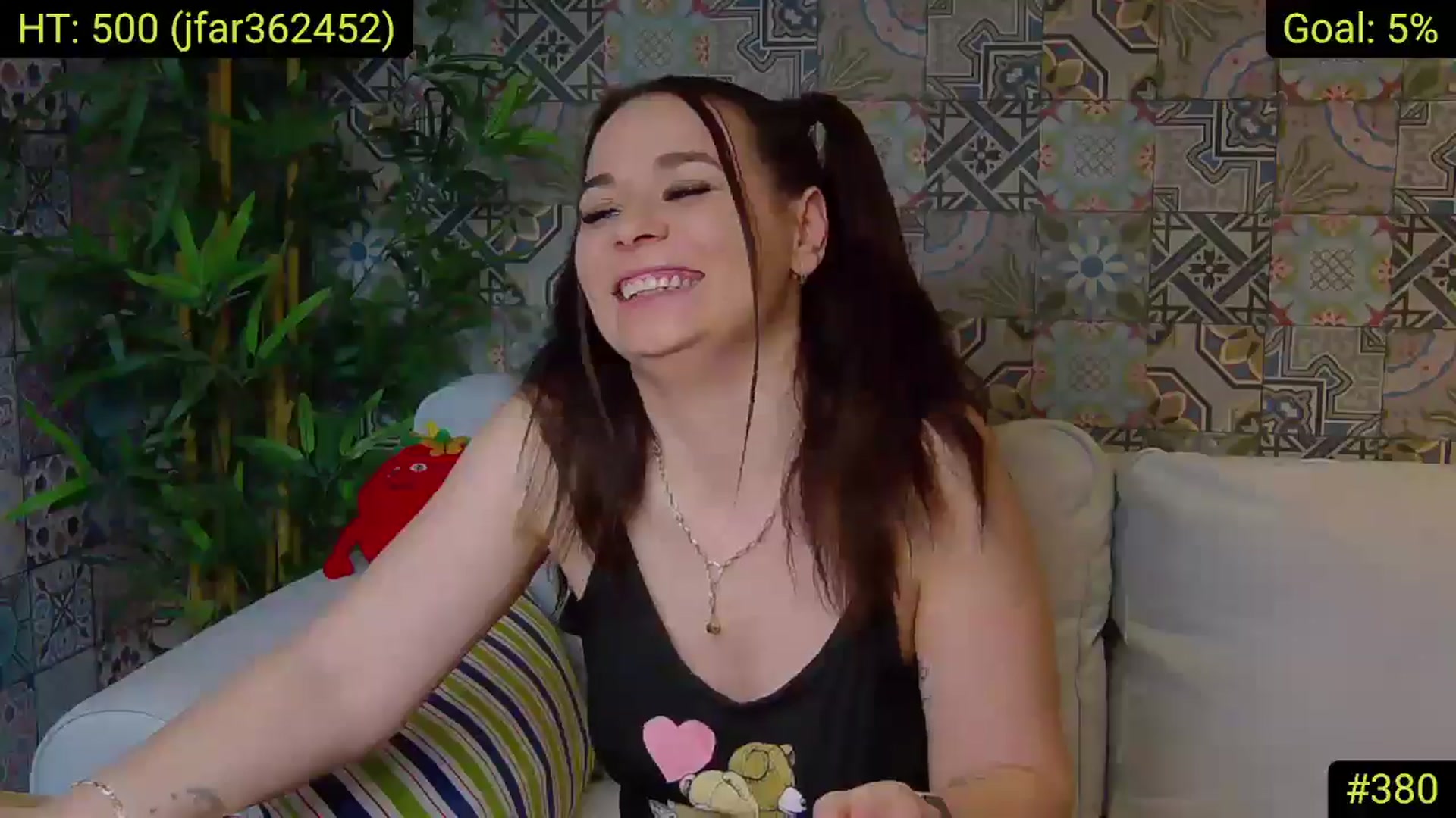 Gallery image thumbnail from AliciaKristal's myfreecams stream on, 02/08/2025, 24:03 image 3 of 20