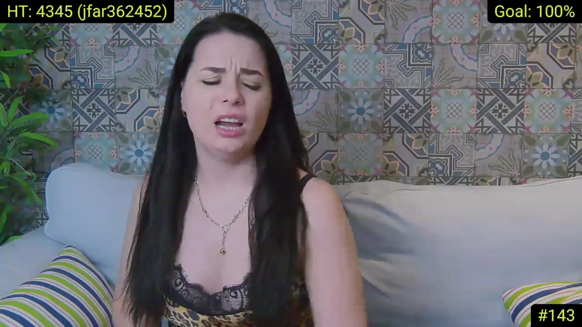 Gallery image thumbnail from AliciaKristal's myfreecams stream on, 02/28/2025, 02:05 image 18 of 20