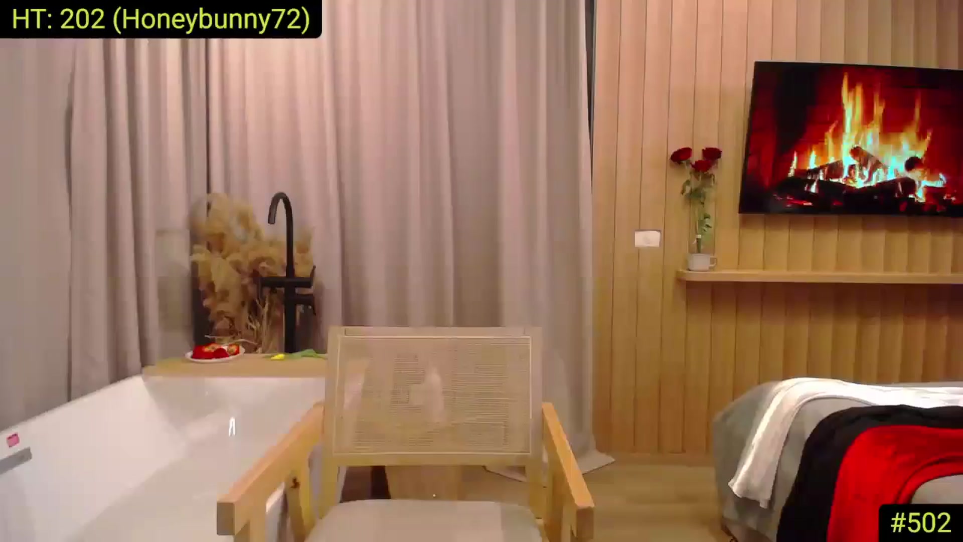 Gallery image thumbnail from AliciaKristal's myfreecams stream on, 03/02/2025, 01:30 image 3 of 20