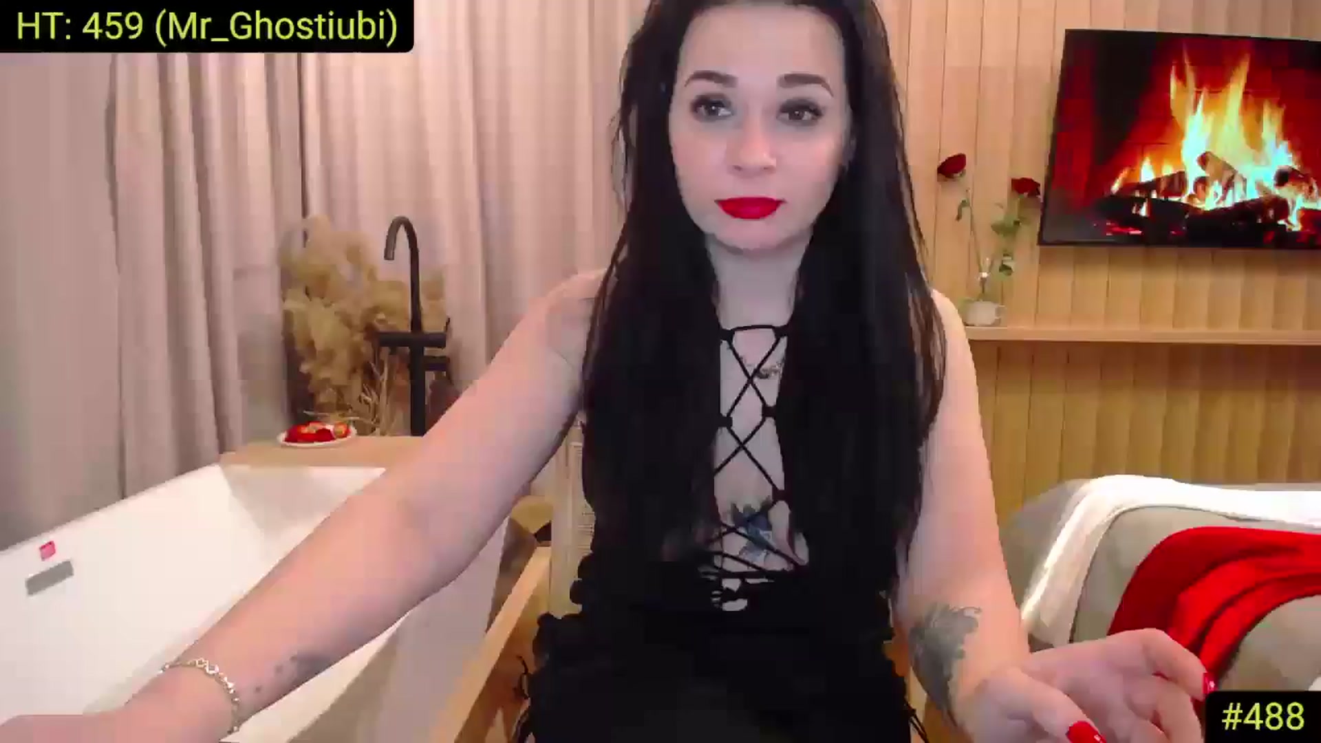 Gallery image thumbnail from AliciaKristal's myfreecams stream on, 03/02/2025, 01:30 image 18 of 20