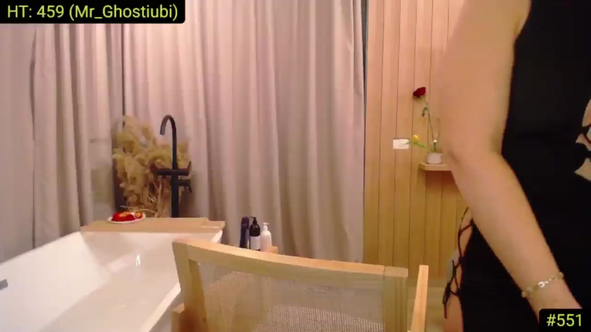 Gallery image thumbnail from AliciaKristal's myfreecams stream on, 03/02/2025, 04:19 image 15 of 20