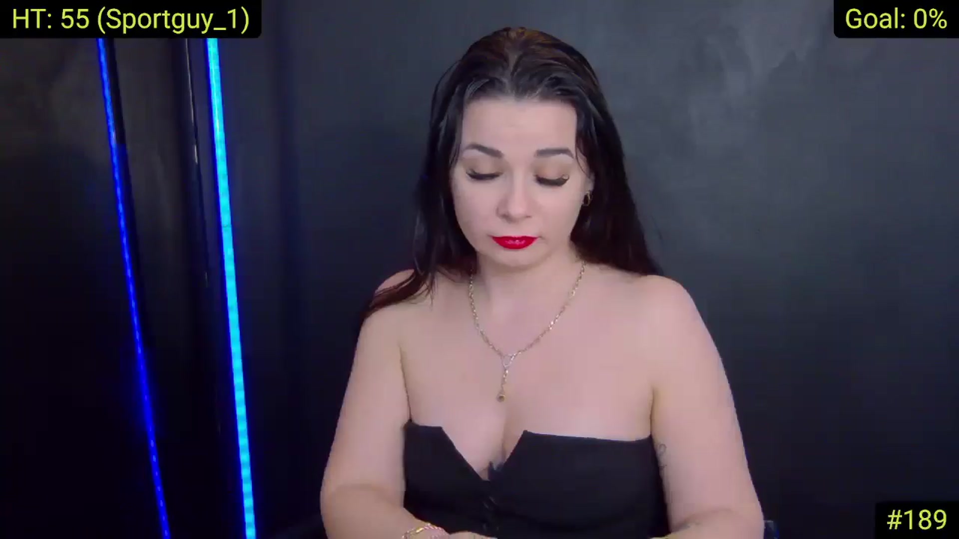 Gallery image thumbnail from AliciaKristal's myfreecams stream on, 03/07/2025, 23:13 image 16 of 20