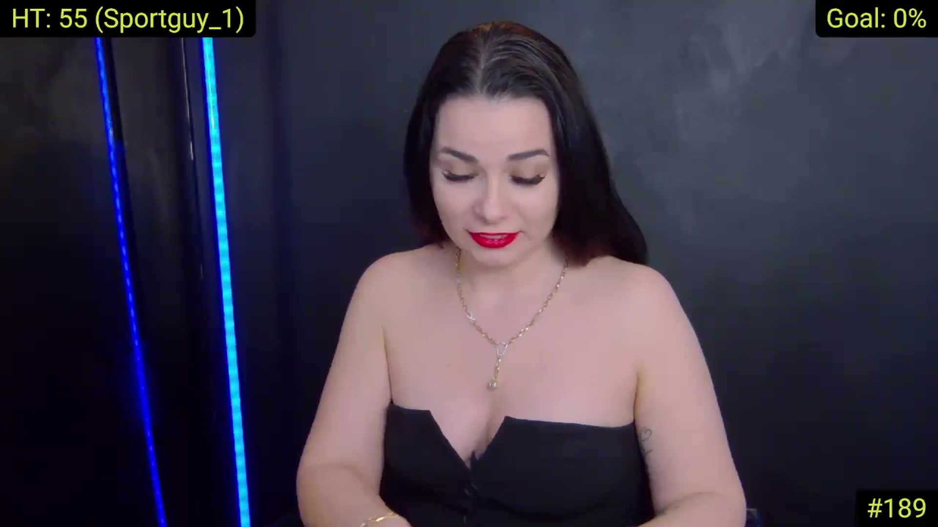 Gallery image thumbnail from AliciaKristal's myfreecams stream on, 03/07/2025, 23:13 image 15 of 20