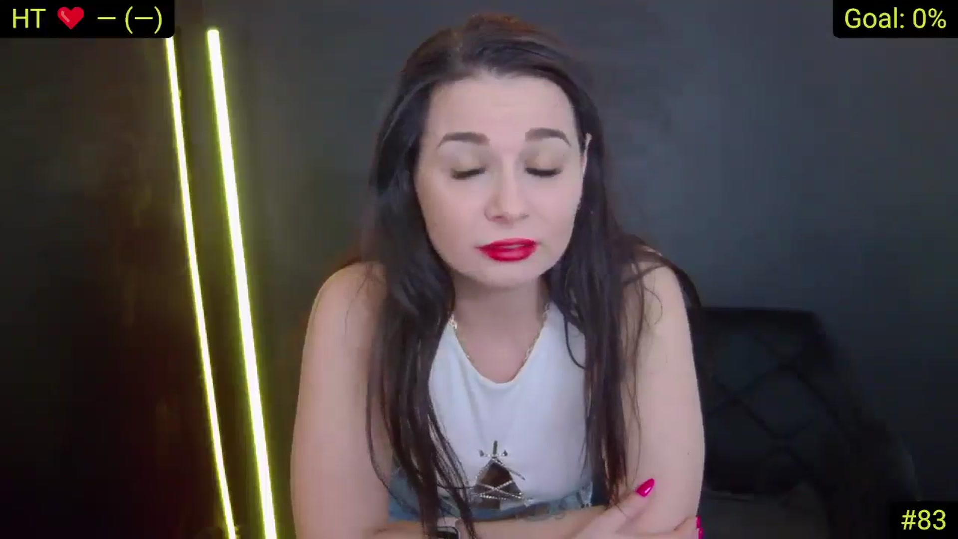 Gallery image thumbnail from AliciaKristal's myfreecams stream on, 03/20/2025, 24:56 image 6 of 20
