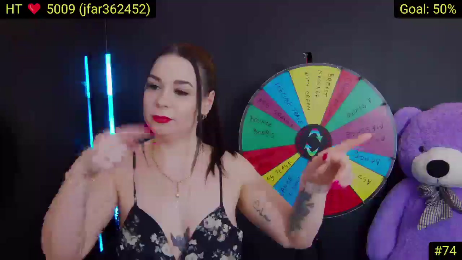 Gallery image thumbnail from AliciaKristal's myfreecams stream on, 03/26/2025, 22:34 image 12 of 20