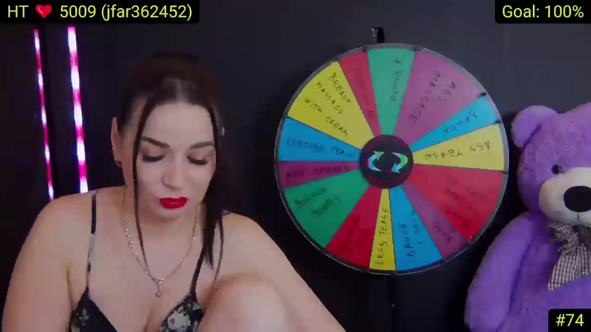Gallery image thumbnail from AliciaKristal's myfreecams stream on, 03/27/2025, 01:20 image 11 of 20