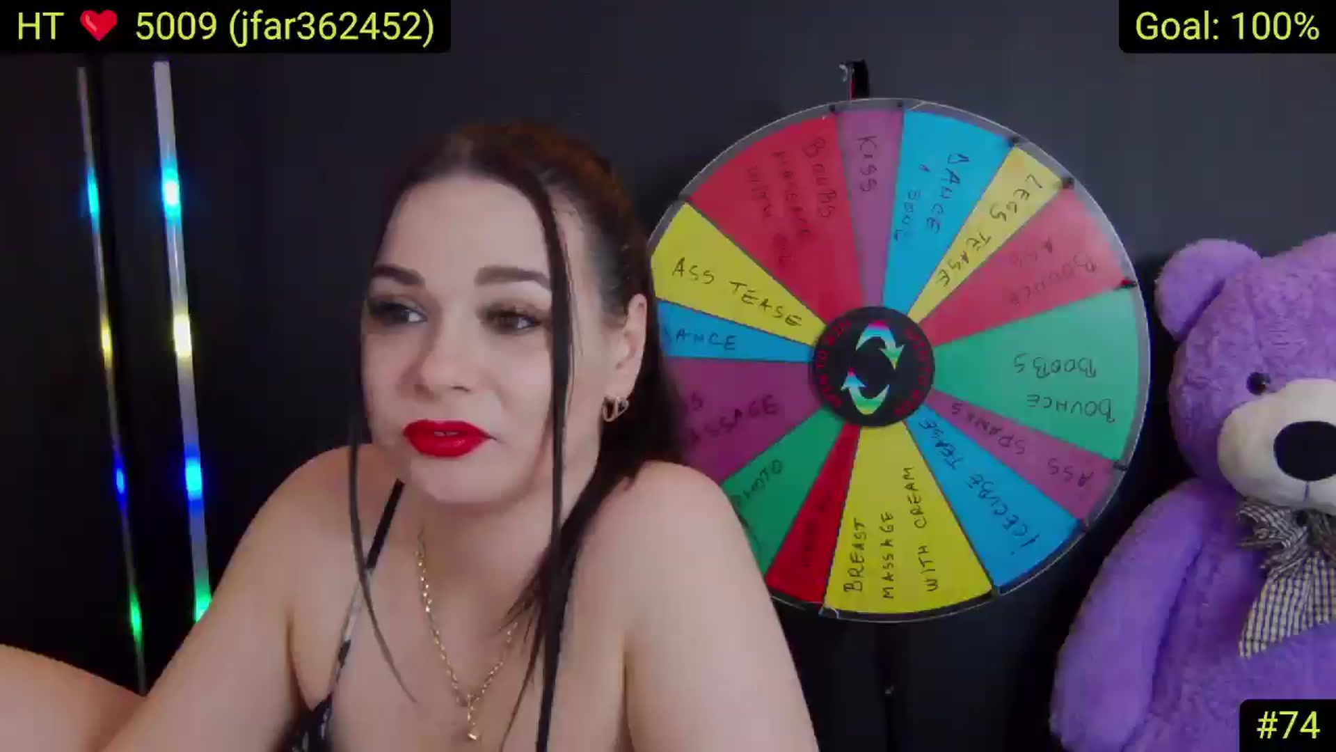 Gallery image thumbnail from AliciaKristal's myfreecams stream on, 03/27/2025, 01:20 image 8 of 20