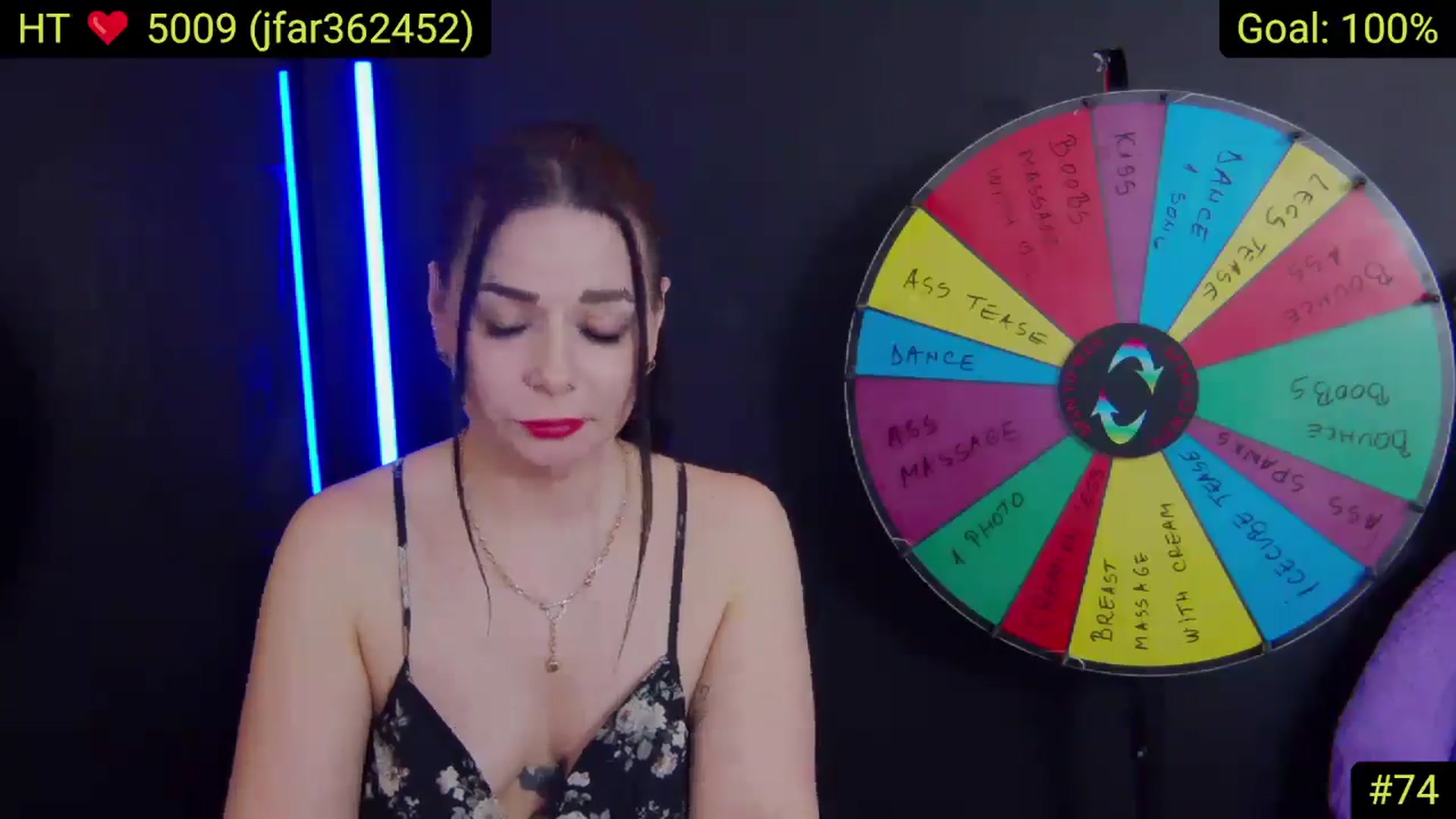 Gallery image thumbnail from AliciaKristal's myfreecams stream on, 03/27/2025, 01:20 image 5 of 20