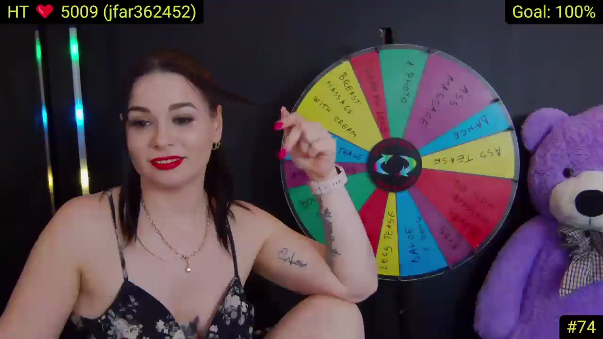 Gallery image thumbnail from AliciaKristal's myfreecams stream on, 03/27/2025, 01:20 image 9 of 20