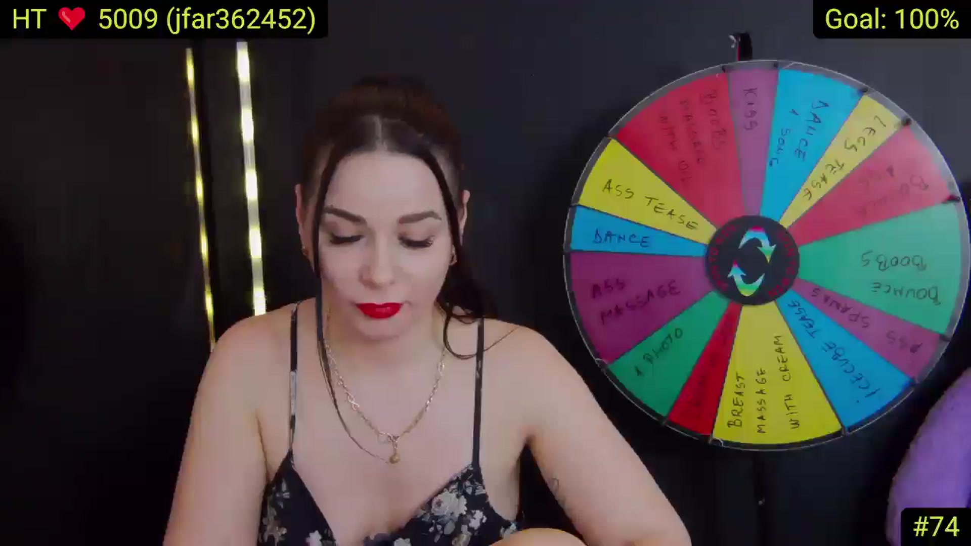 Gallery image thumbnail from AliciaKristal's myfreecams stream on, 03/27/2025, 01:20 image 7 of 20