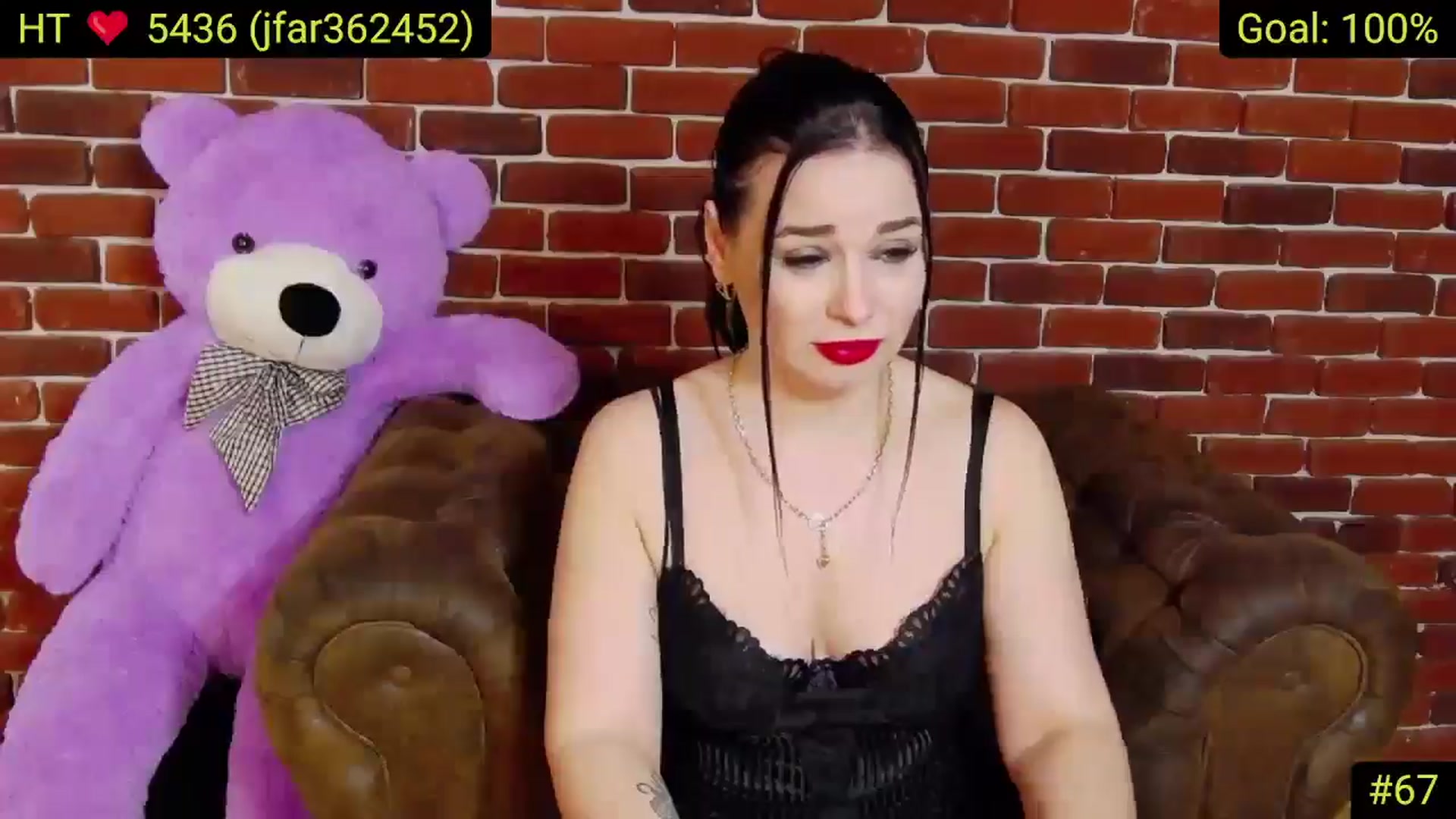 Gallery image thumbnail from AliciaKristal's myfreecams stream on, 03/28/2025, 03:28 image 9 of 20