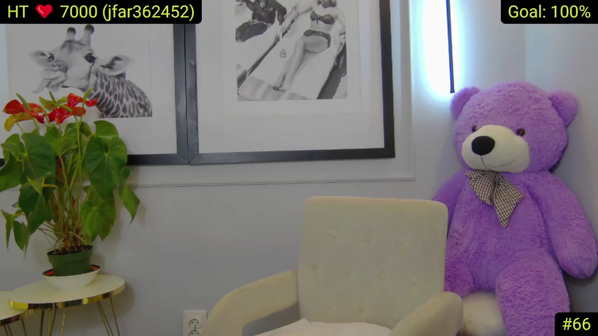 Gallery image thumbnail from AliciaKristal's myfreecams stream on, 03/30/2025, 04:34 image 7 of 20