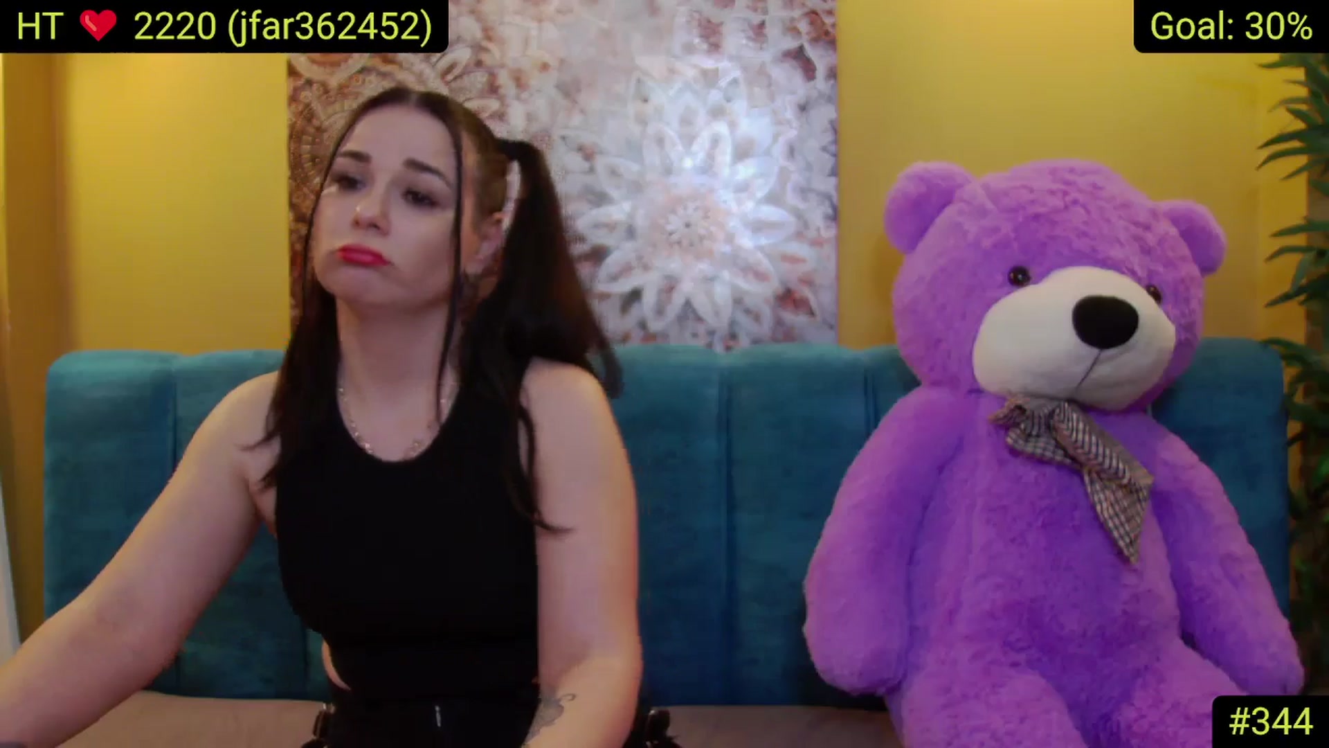 Gallery image thumbnail from AliciaKristal's myfreecams stream on, 04/01/2025, 23:40 image 8 of 20