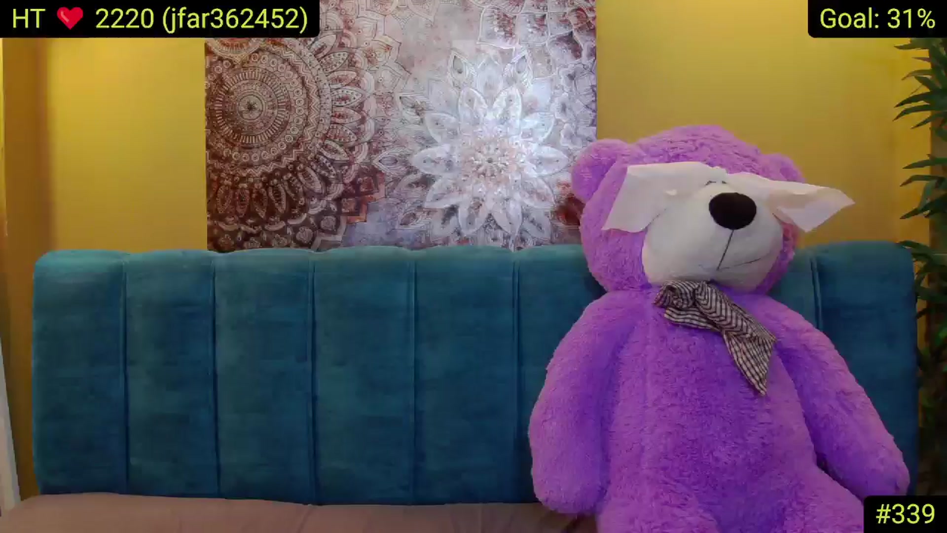 Gallery image thumbnail from AliciaKristal's myfreecams stream on, 04/01/2025, 23:40 image 10 of 20