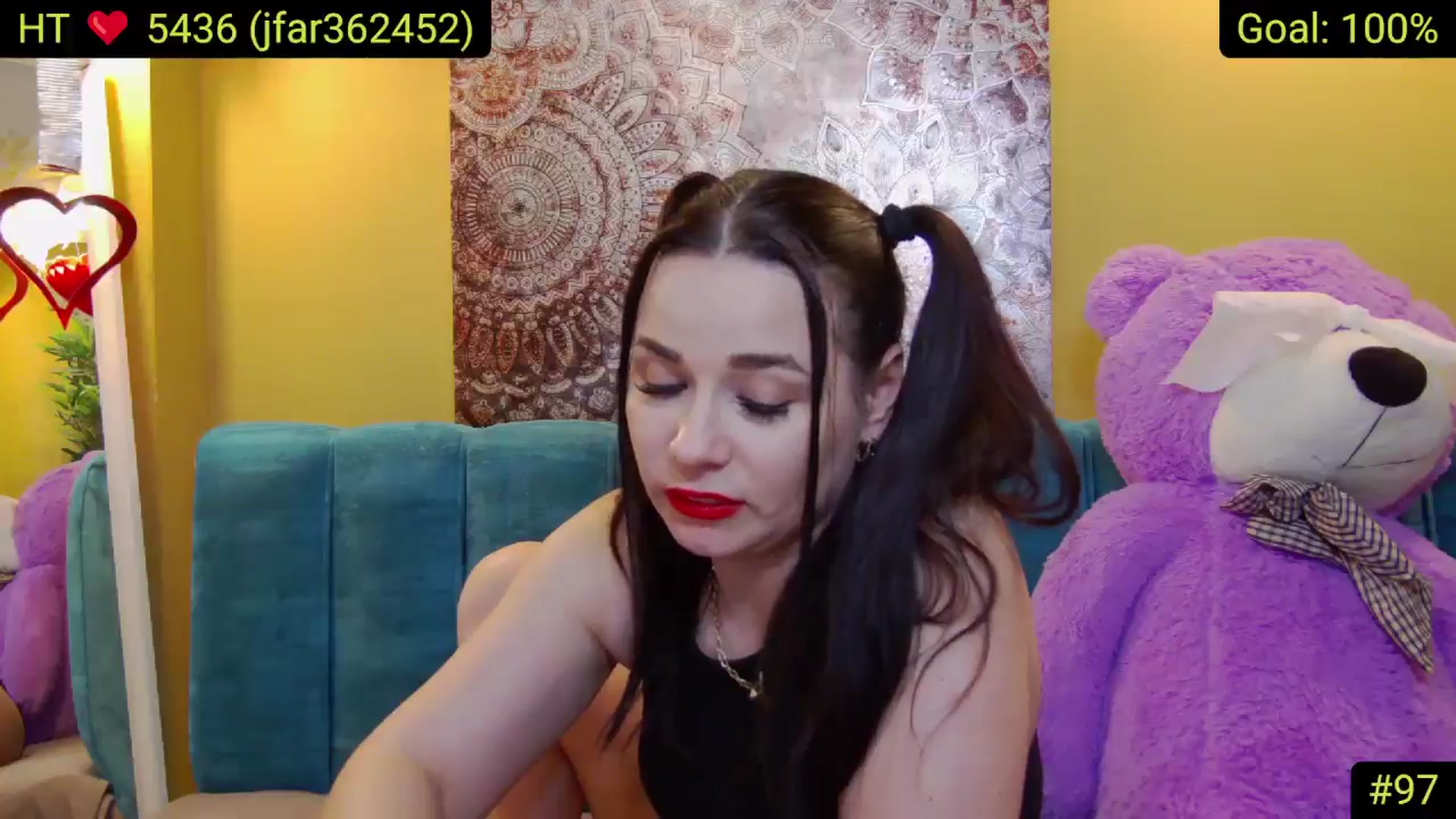 Gallery image thumbnail from AliciaKristal's myfreecams stream on, 04/02/2025, 01:01 image 11 of 20