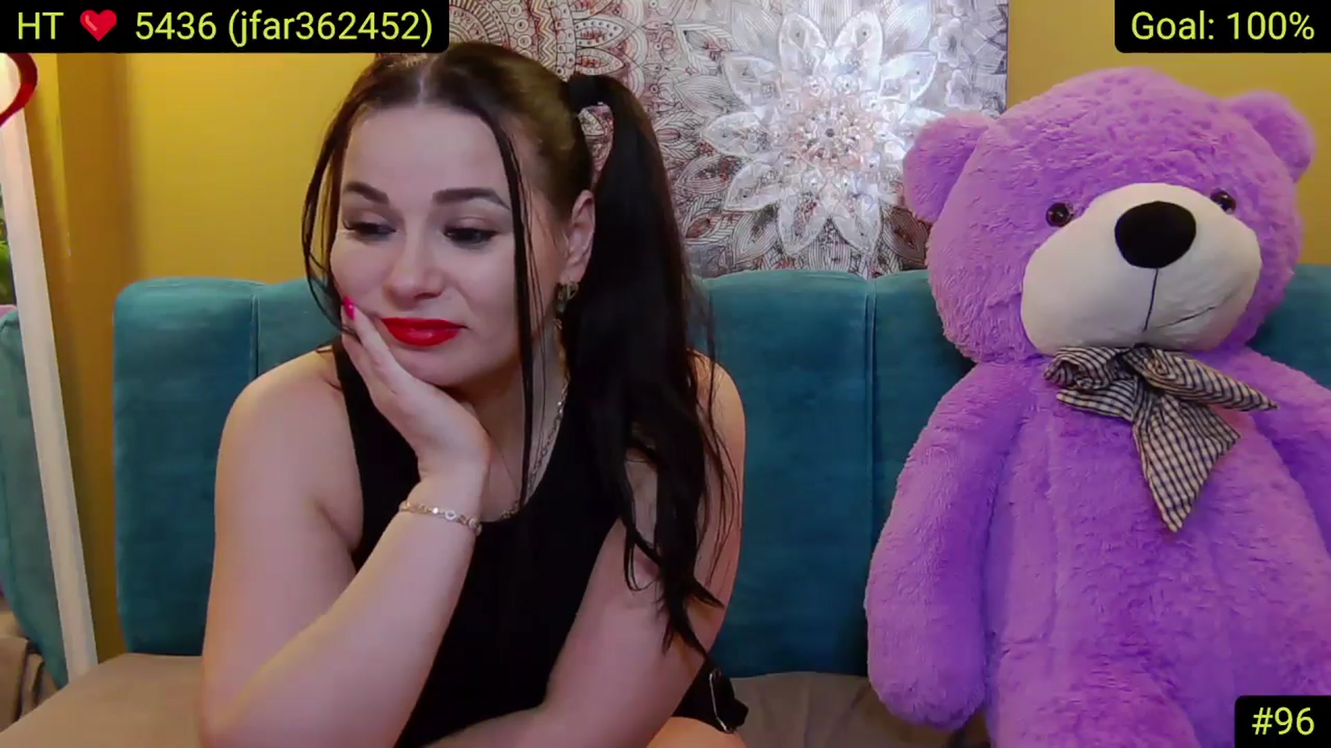 Gallery image thumbnail from AliciaKristal's myfreecams stream on, 04/02/2025, 03:03 image 5 of 20