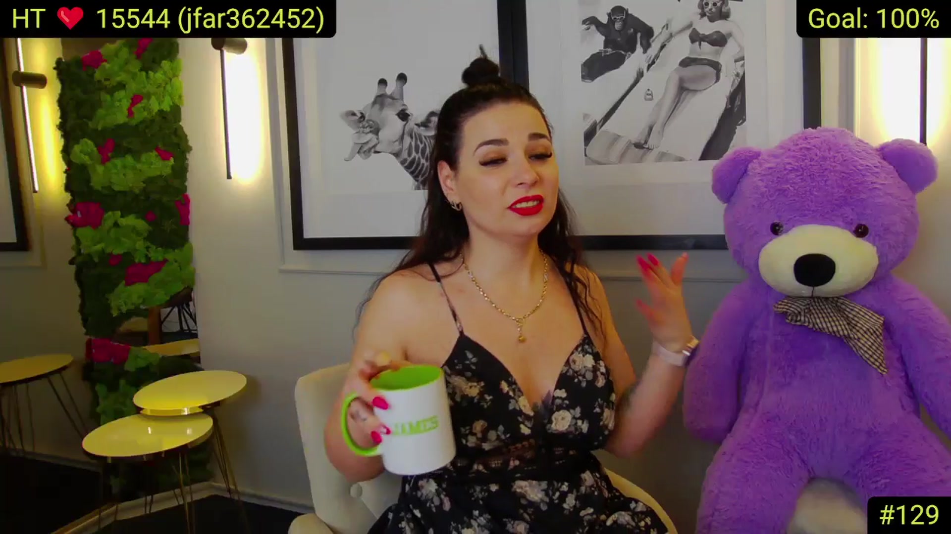 Gallery image thumbnail from AliciaKristal's myfreecams stream on, 04/08/2025, 23:18 image 4 of 20