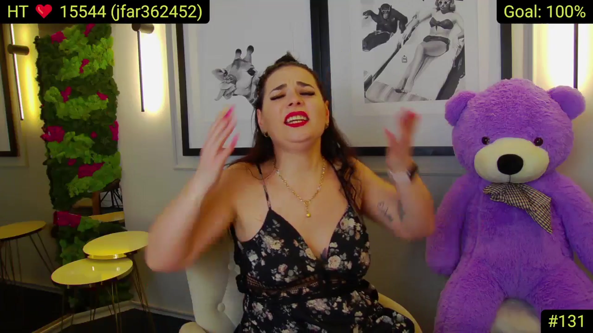 Gallery image thumbnail from AliciaKristal's myfreecams stream on, 04/08/2025, 23:18 image 5 of 20