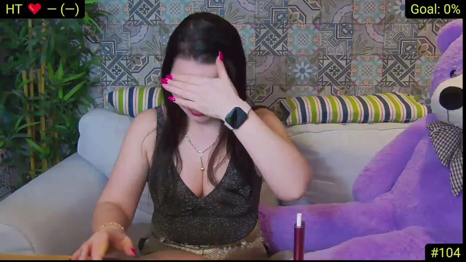 Gallery image thumbnail from AliciaKristal's myfreecams stream on, 04/10/2025, 22:40 image 3 of 20