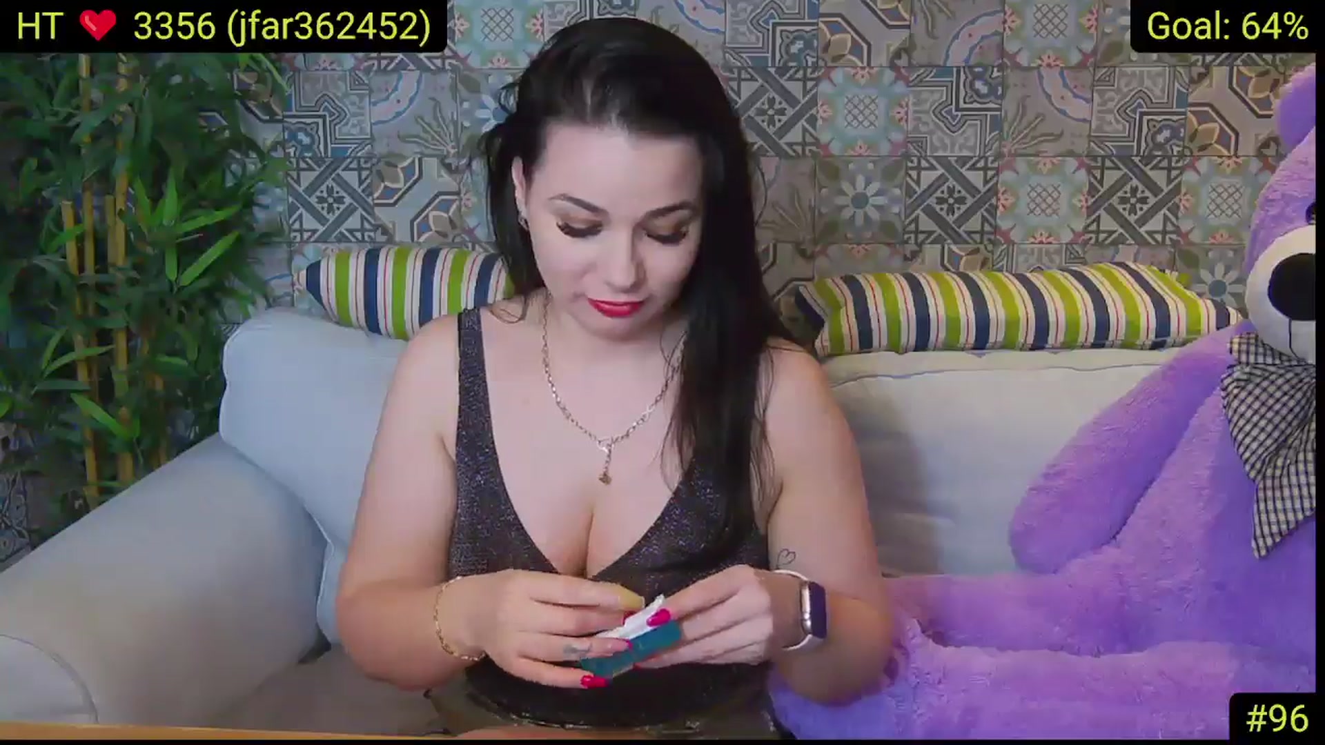 Gallery image thumbnail from AliciaKristal's myfreecams stream on, 04/11/2025, 24:02 image 2 of 20