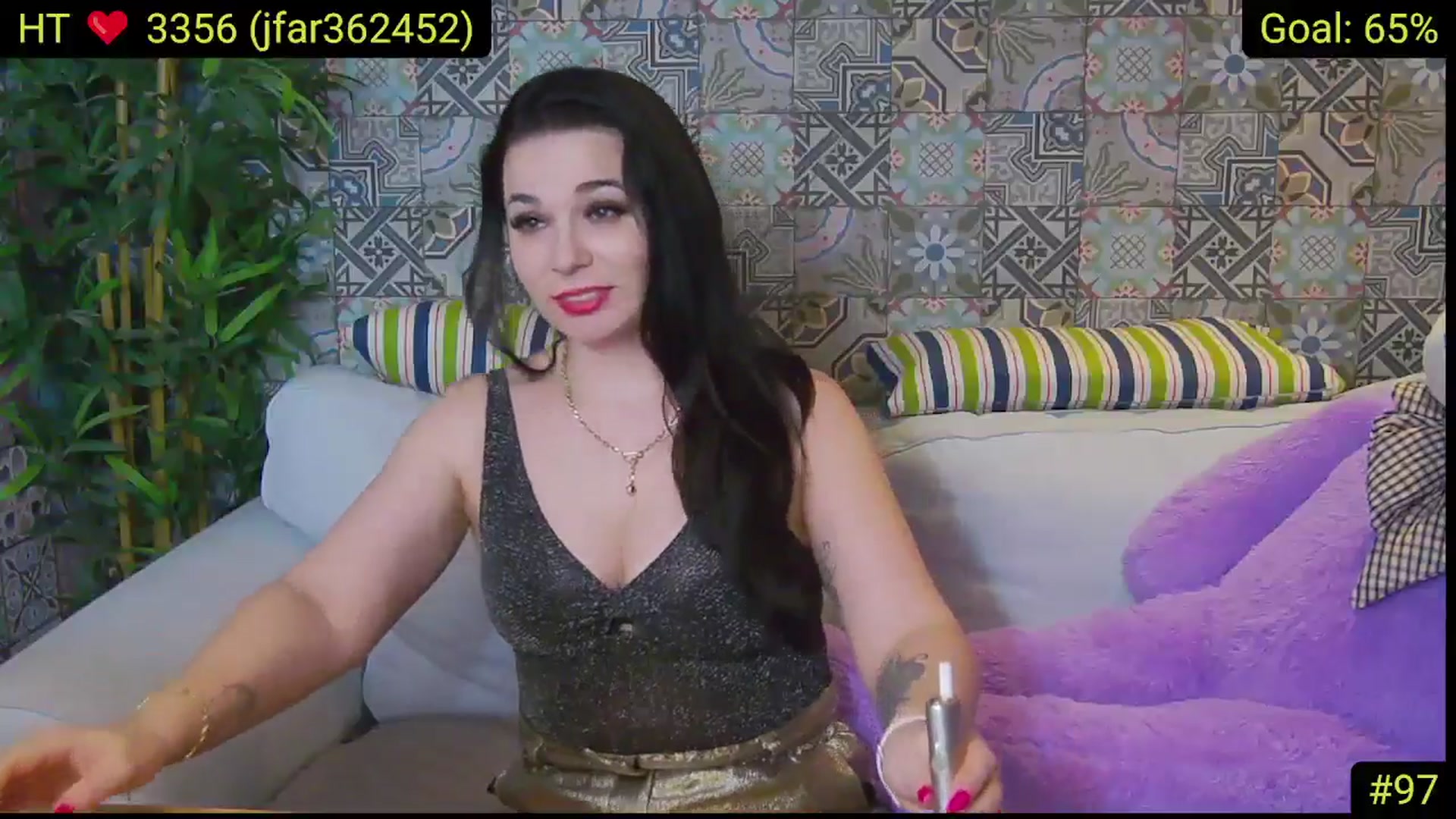 Gallery image thumbnail from AliciaKristal's myfreecams stream on, 04/11/2025, 24:02 image 10 of 20
